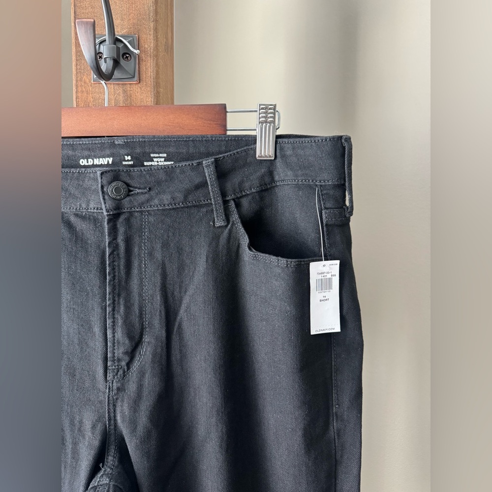 Old Navy High-Waisted Wow Super-Skinny Jeans•Women’s Size 14 Short•Black•NWT - Picture 4 of 9